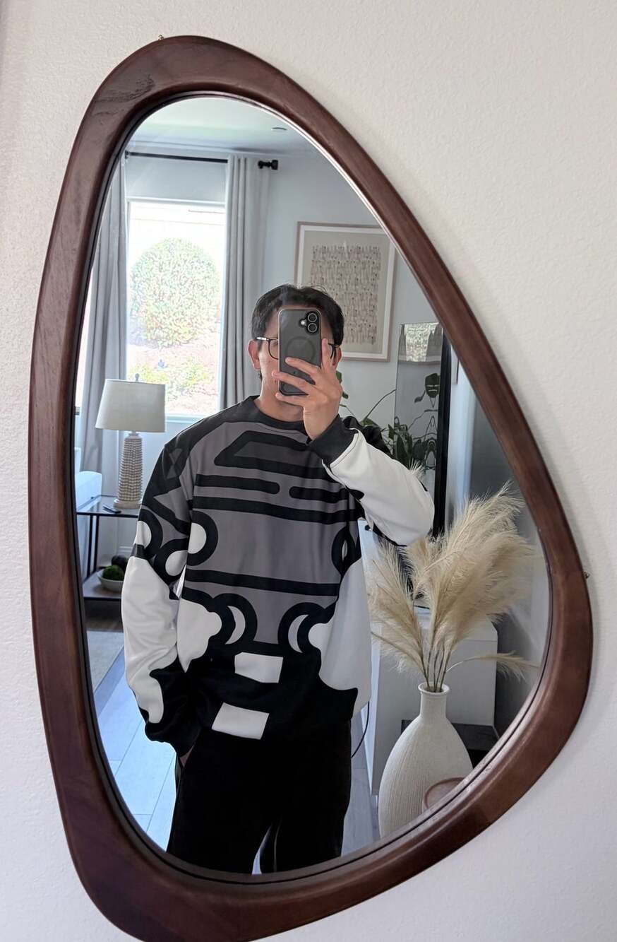 Fresh Hoods Graphic Pullover Sweatshirt Size L Black White Grey